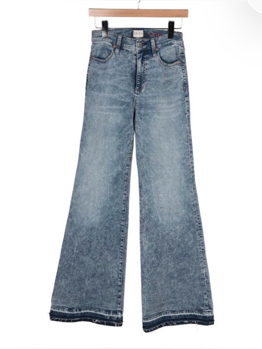 Alice and Olivia acid Wash Rocky Blues Wide Leg flare Women’s Jeans